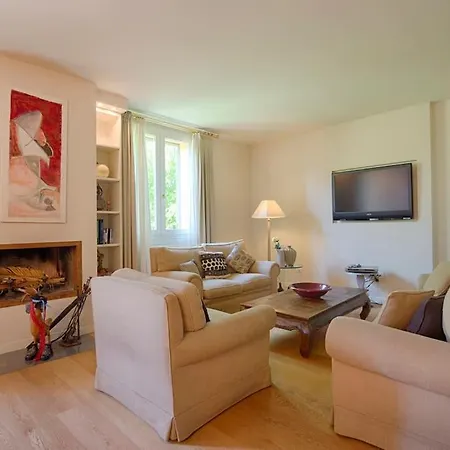 Apartment Elegant With Private Lift